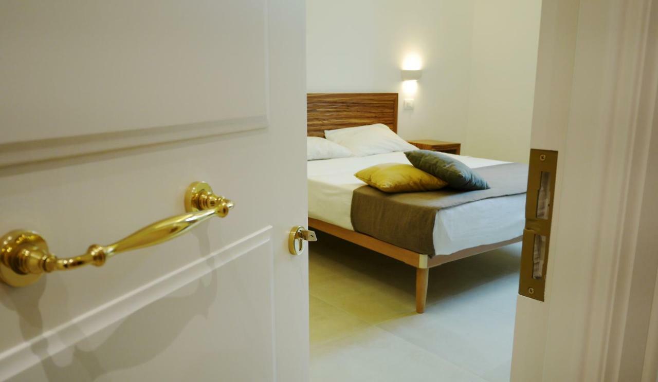 Bed and Breakfast Palazzo San Lazzaro à Lecce Extérieur photo