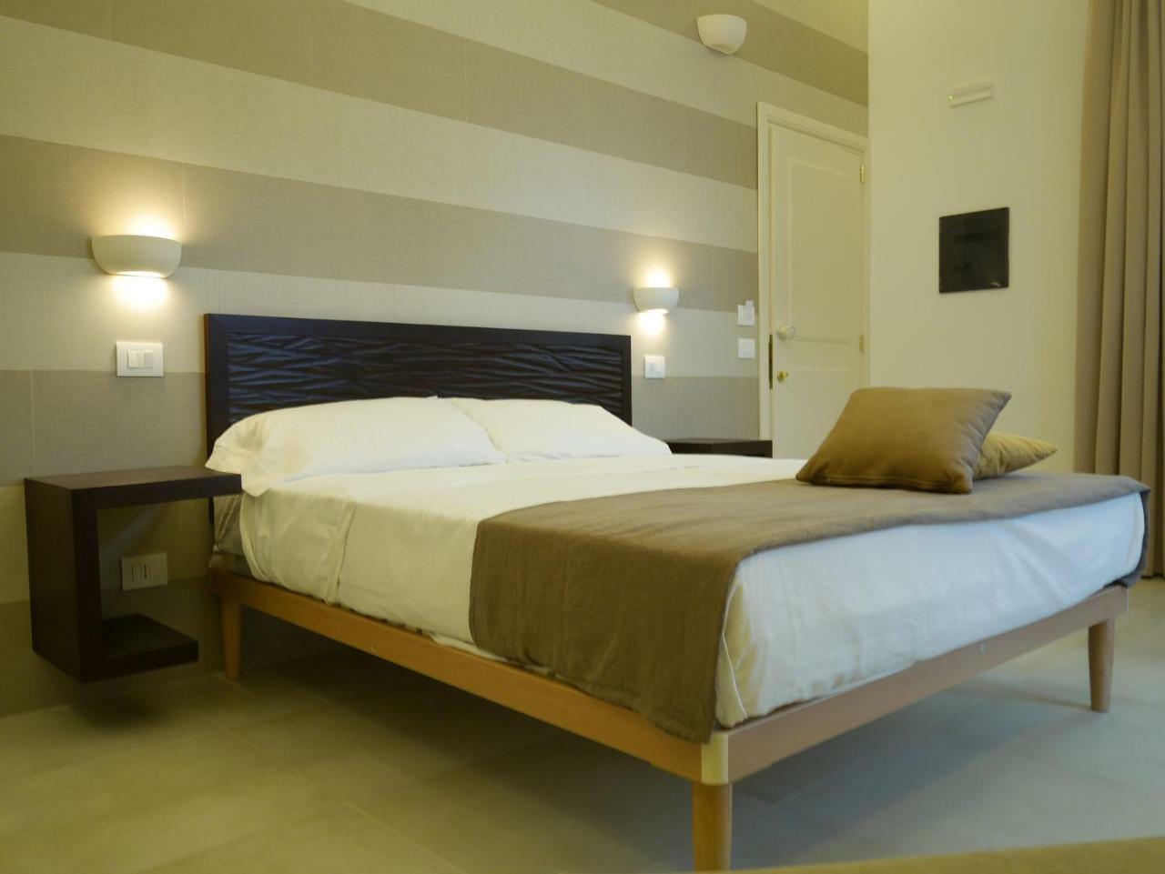 Bed and Breakfast Palazzo San Lazzaro à Lecce Extérieur photo